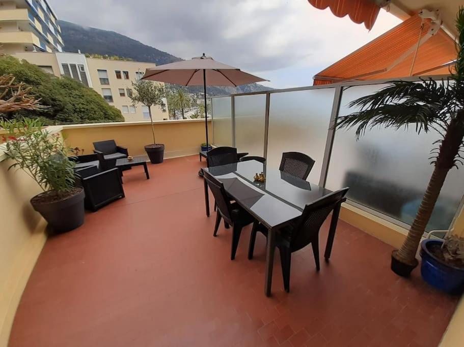 Le Garavan, Superbe Studio Vue Mer Et Vieux Menton Exteriér fotografie