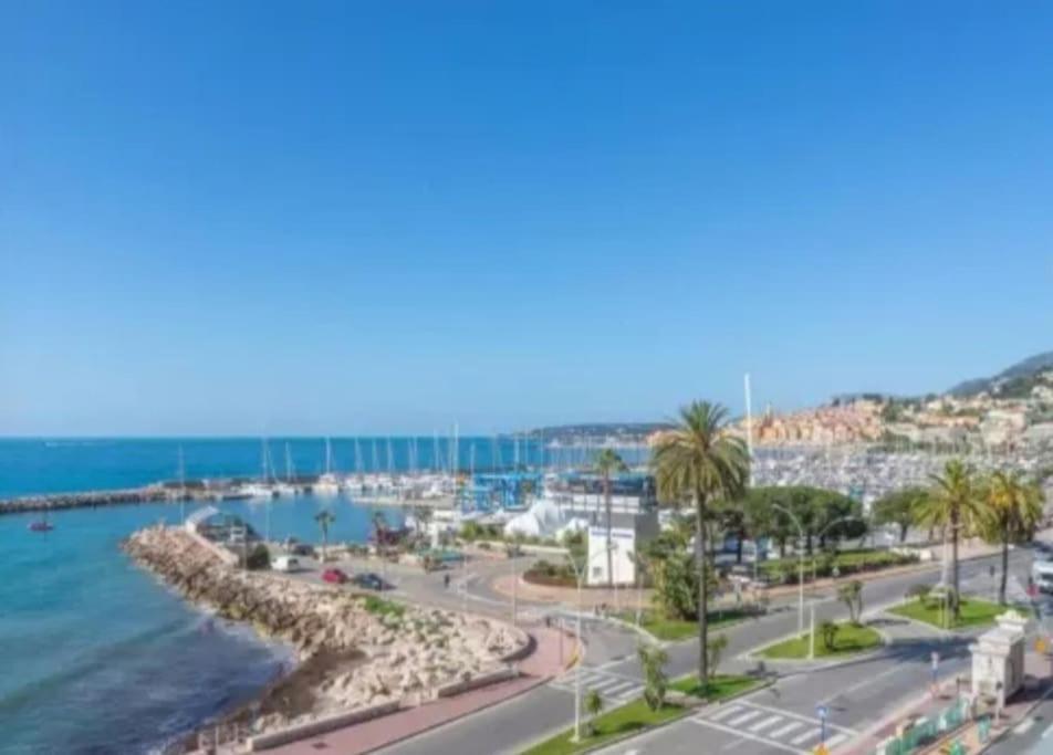 Le Garavan, Superbe Studio Vue Mer Et Vieux Menton Exteriér fotografie